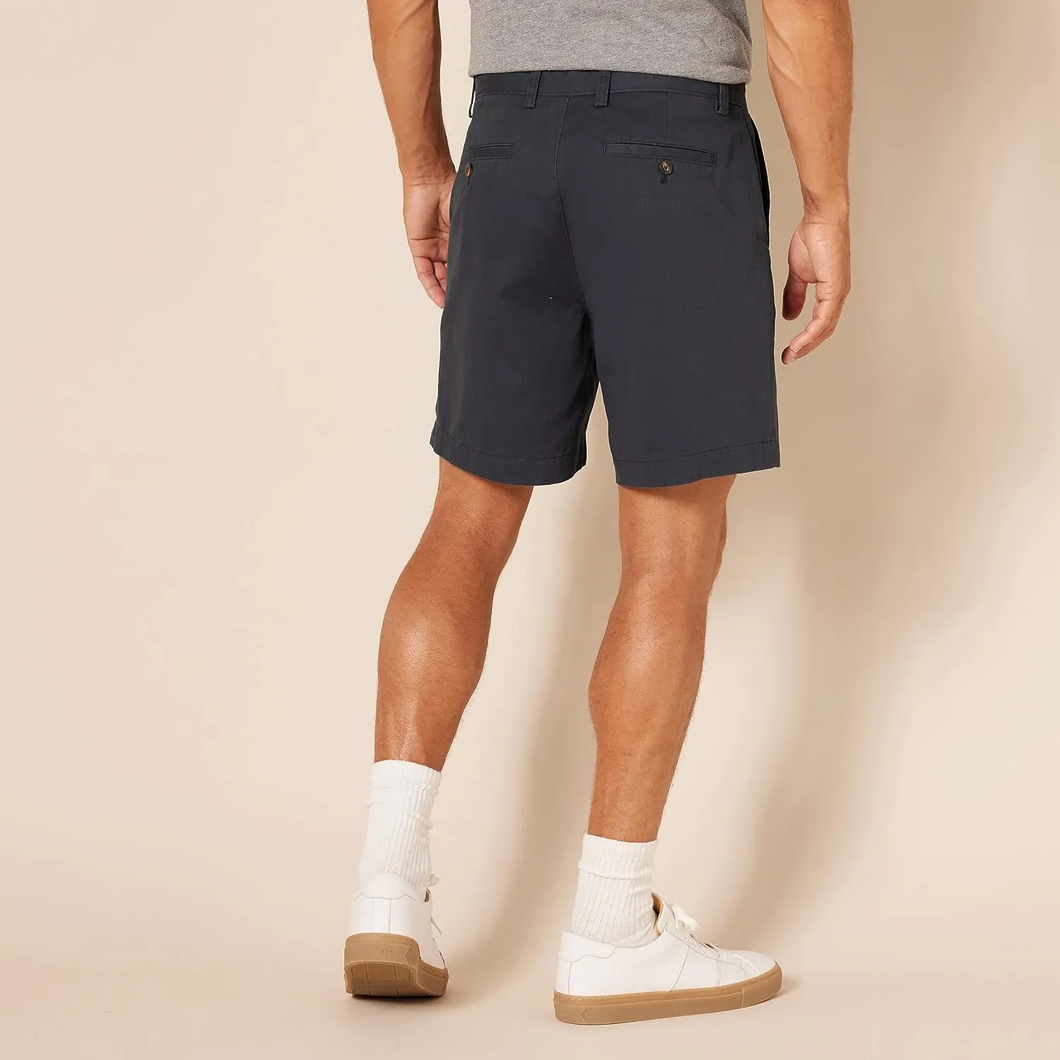 Amazon Essentials Men's Classic-Fit 7" Chino Shorts