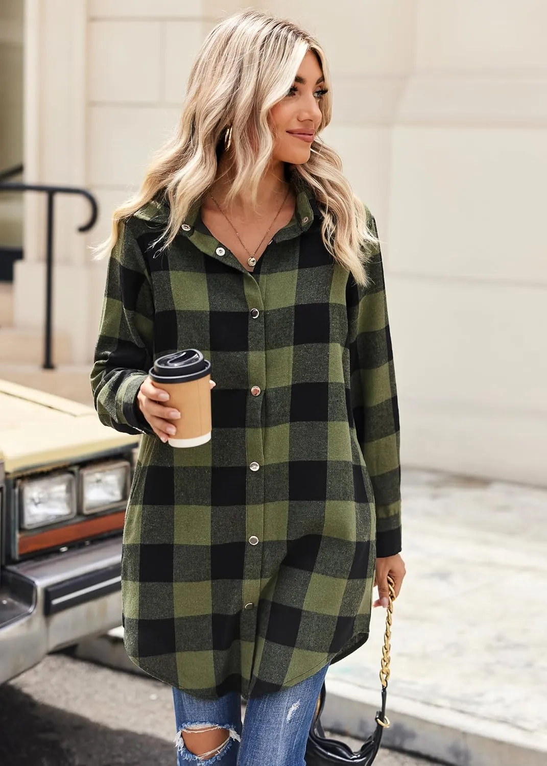 Zeagoo Flannel for Women 2025 Fall Fashion Long Sleeve Plaid Button Down Shirts Shacket Blouse Top with Pockets