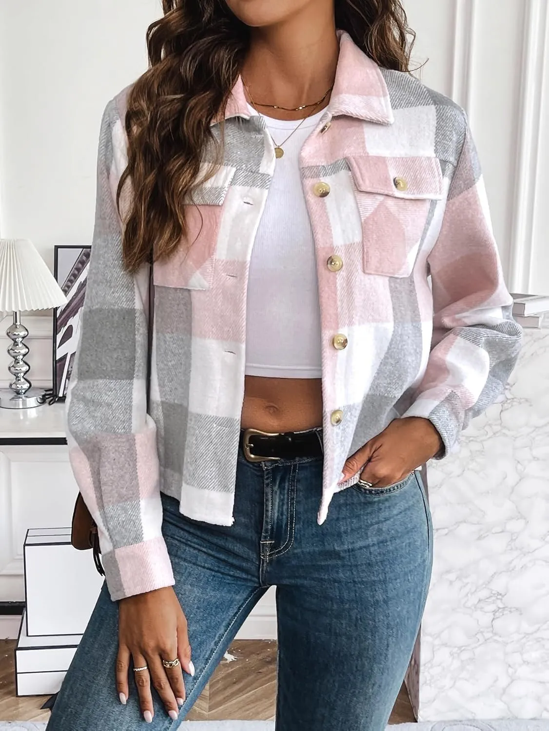 Zeagoo Flannels for Women Cropped Shacket Jacket Fashion Plaid Button Down Shirt 2025 Fall Coat Tops